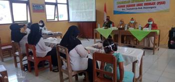 Ikuti Sosialisasi Bersama Petugas Kesehatan, Ini Pesan Danton Satgas TMMD Bojonegoro